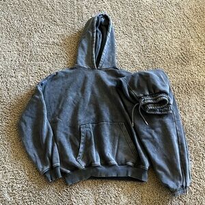 Boohoo sweater set (hoodie and sweatpants)